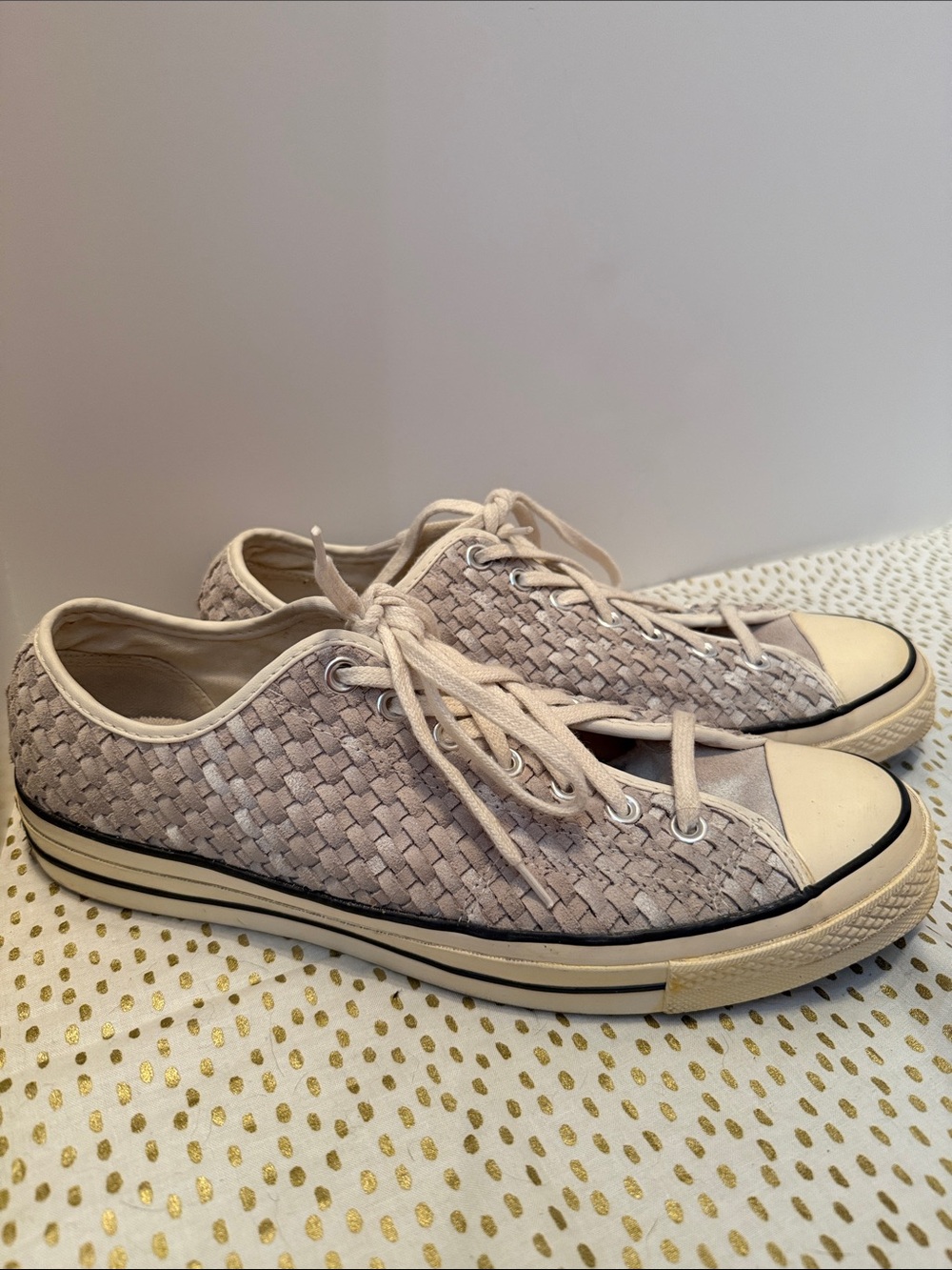 Converse unisex Woven Lace-Up Sneakers in Beige and Cream - Picture 2 of 11